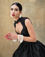 Shadowed Keyhole Crop Top