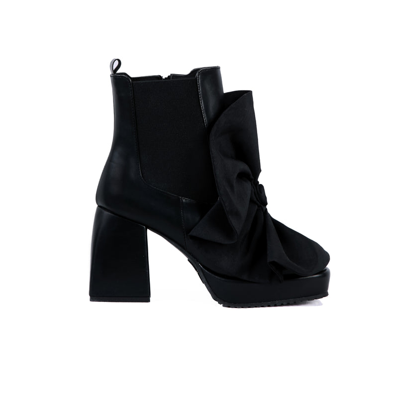 Shadowed Heeled Ankle Boots