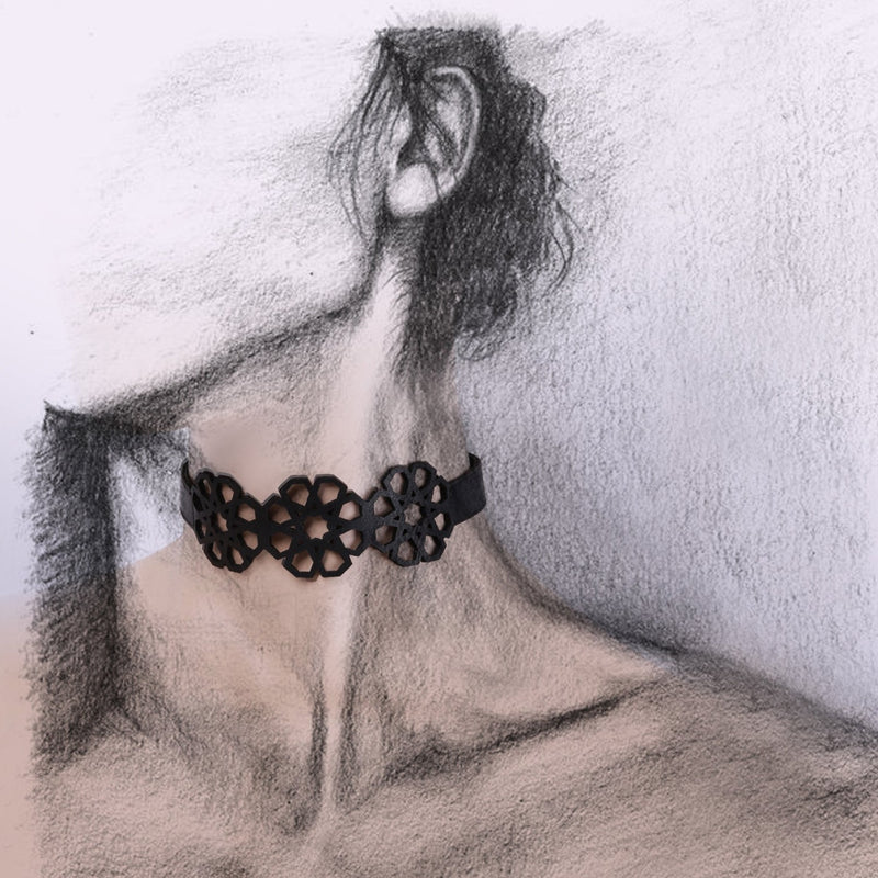 Golabetoon Choker