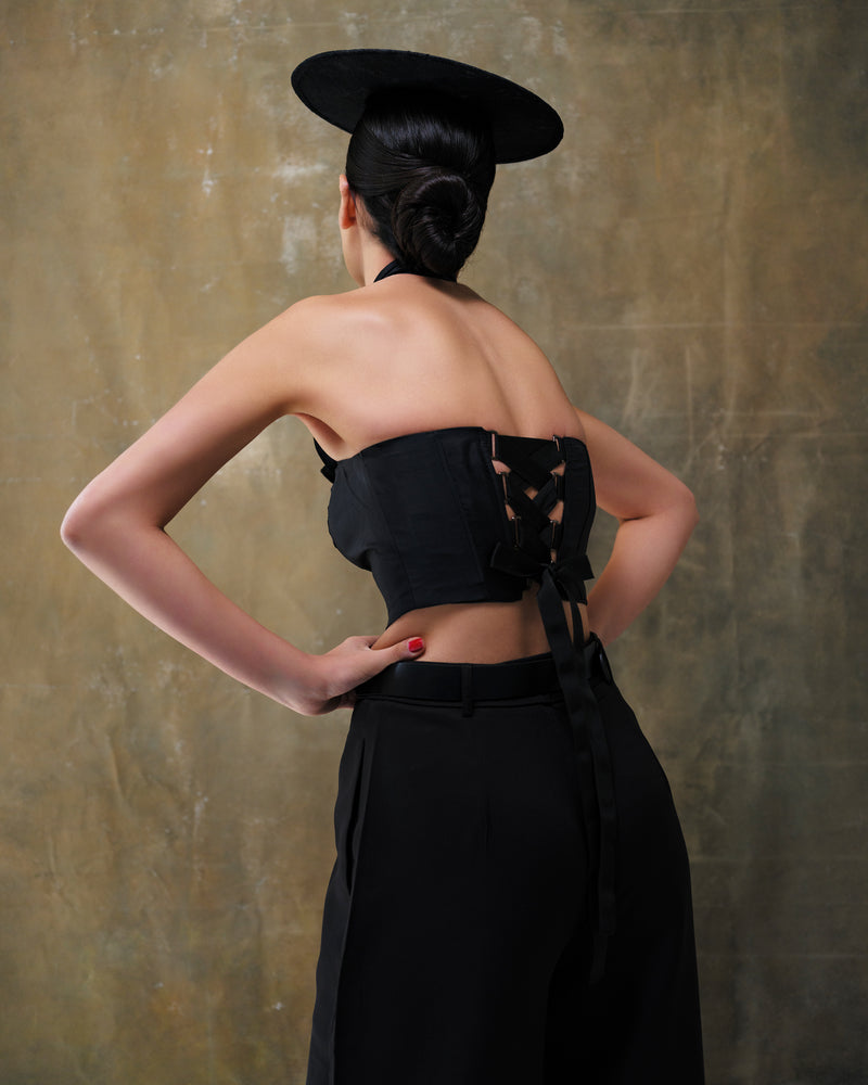 Shadowed Wide-Leg Pant