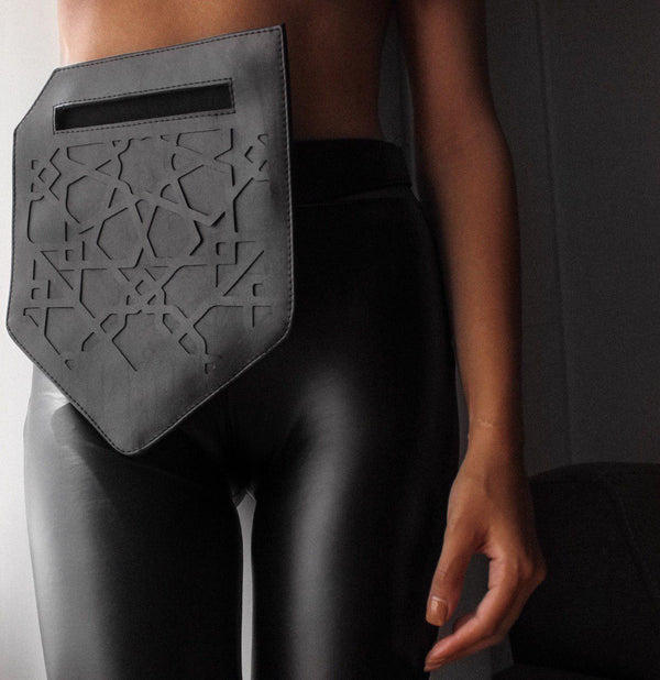 Corner Belt Bag